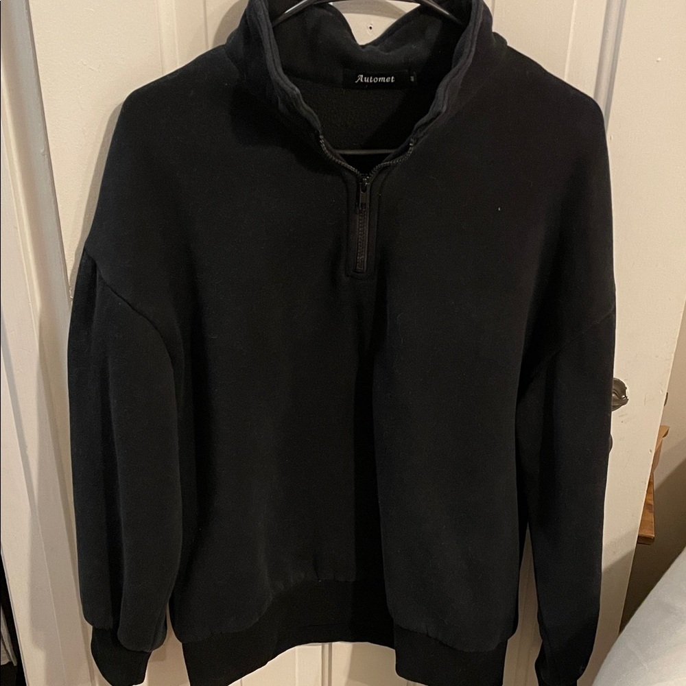 Automet Women's Black Zip-Up Sweater